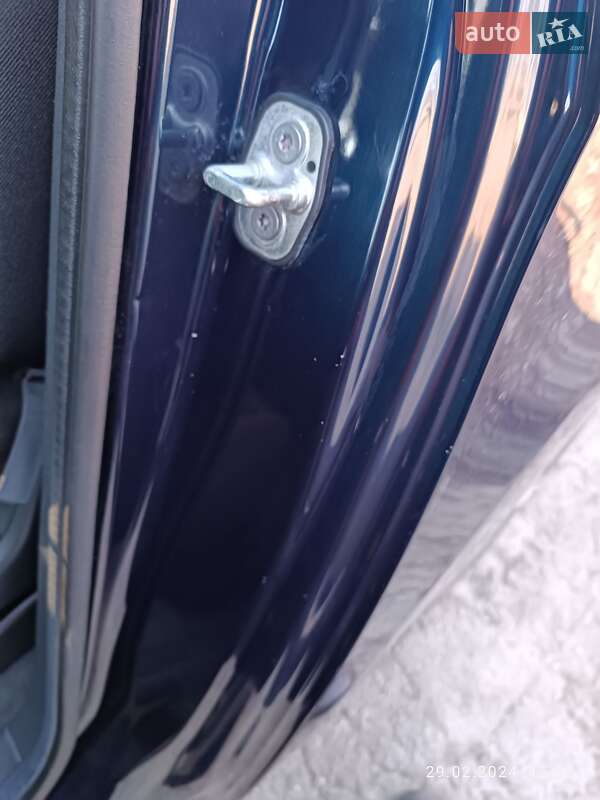 Мікровен Peugeot 5008 2010 в Братському