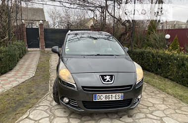 Микровэн Peugeot 5008 2013 в Дубно