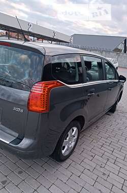 Мікровен Peugeot 5008 2010 в Львові