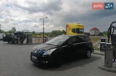 Микровэн Peugeot 5008 2010 в 