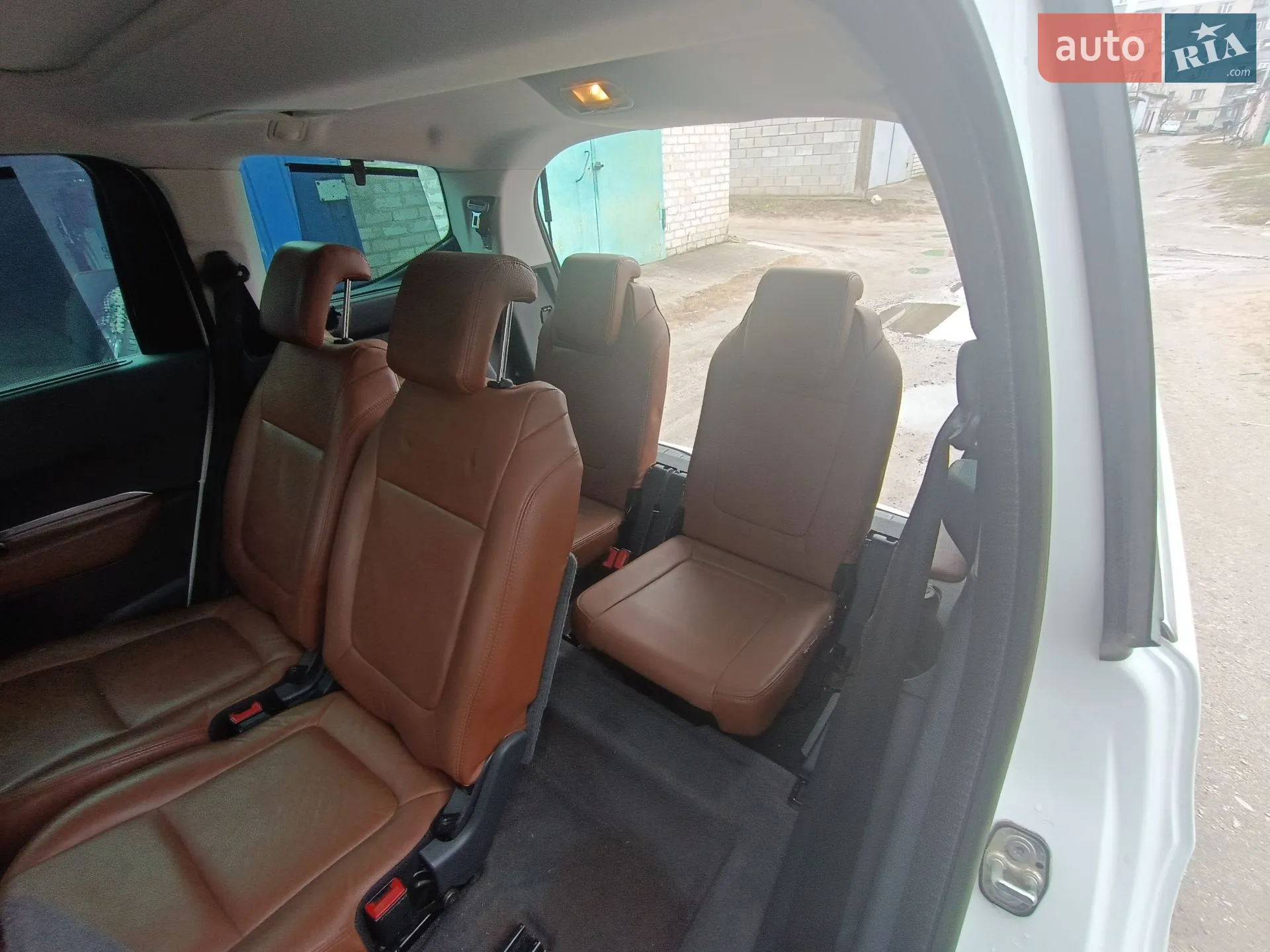 2011 Peugeot 5008 - мініатюра 16