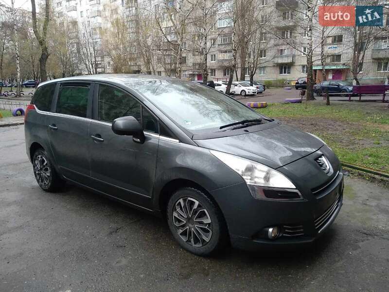 Peugeot 5008 2010