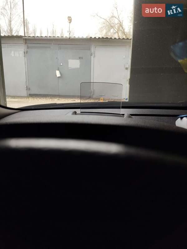 Микровэн Peugeot 5008 2011 в Киеве