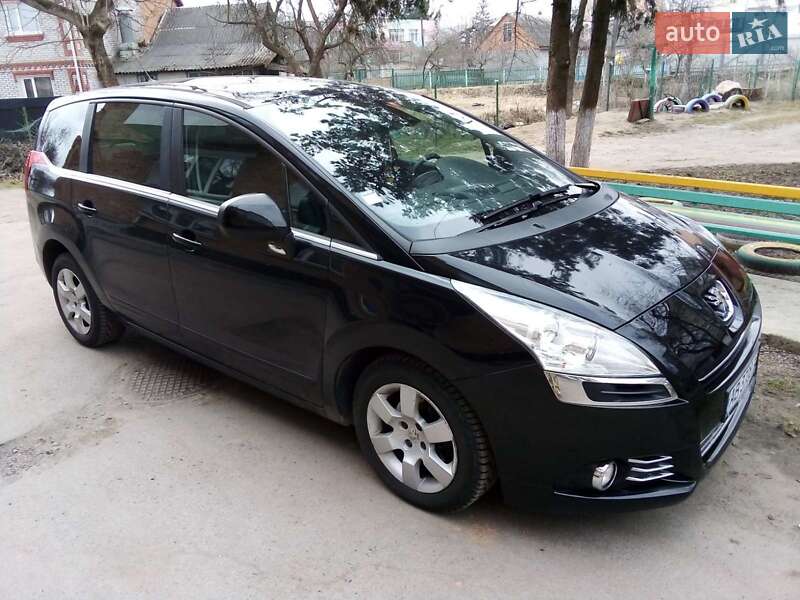 Мікровен Peugeot 5008 2012 в 