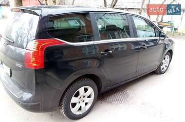 Мікровен Peugeot 5008 2012 в 