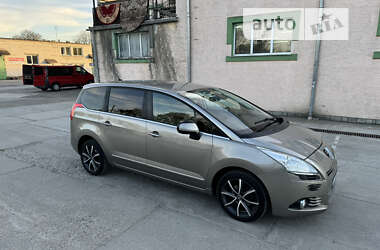 Микровэн Peugeot 5008 2011 в Стрые