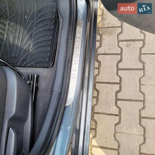 Мікровен Peugeot 5008 2010 в Івано-Франківську фото 15 Мікровен Peugeot 5008 2010 в Івано-Франківську