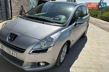 Микровэн Peugeot 5008 2011 в Самборе