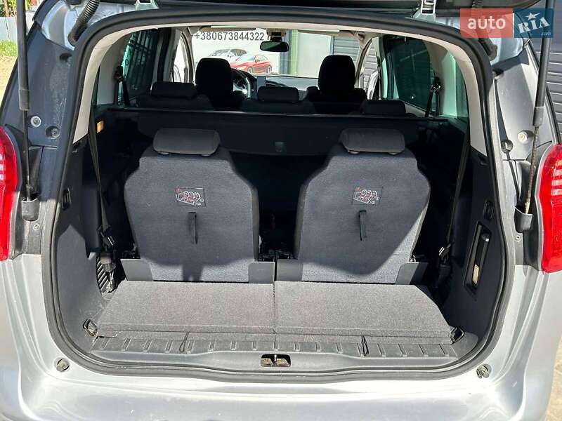 Мікровен Peugeot 5008 2011 в Самборі