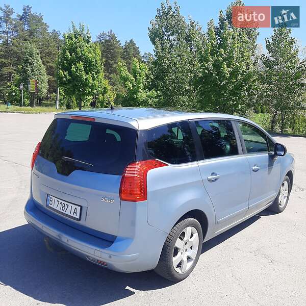 Мікровен Peugeot 5008 2009 в Горішніх Плавнях