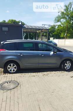 Микровэн Peugeot 5008 2011 в Стрые