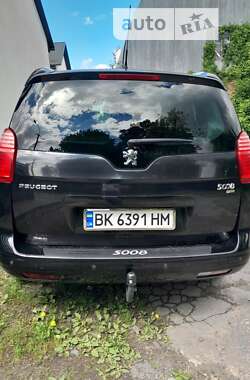 Микровэн Peugeot 5008 2013 в Ровно