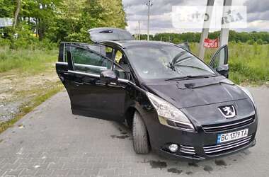 Микровэн Peugeot 5008 2010 в Львове