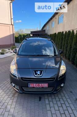 Микровэн Peugeot 5008 2011 в Стрые