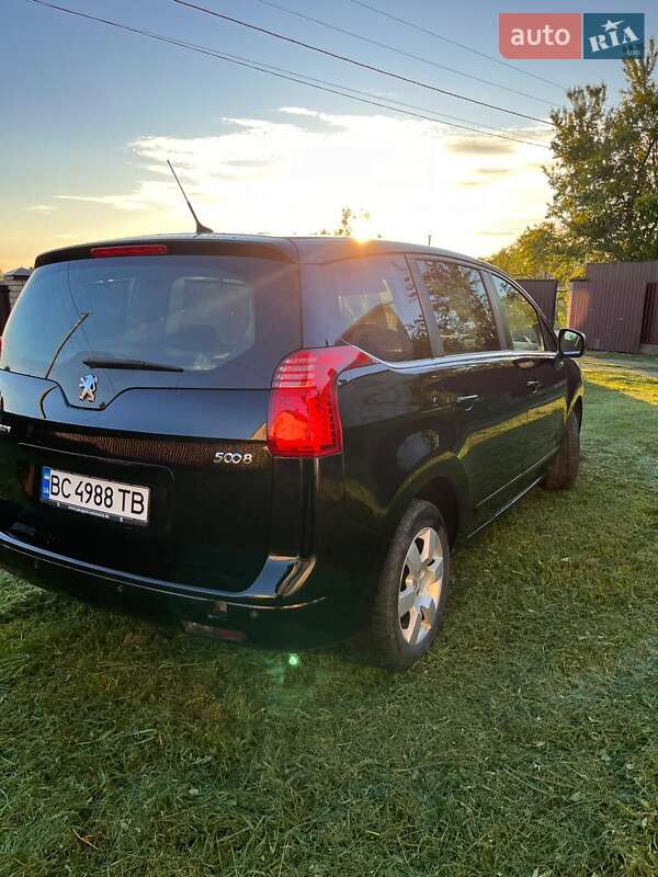 Мікровен Peugeot 5008 2013 в Стрию фото 6 Мікровен Peugeot 5008 2013 в Стрию