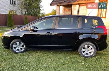 Мікровен Peugeot 5008 2013 в Стрию