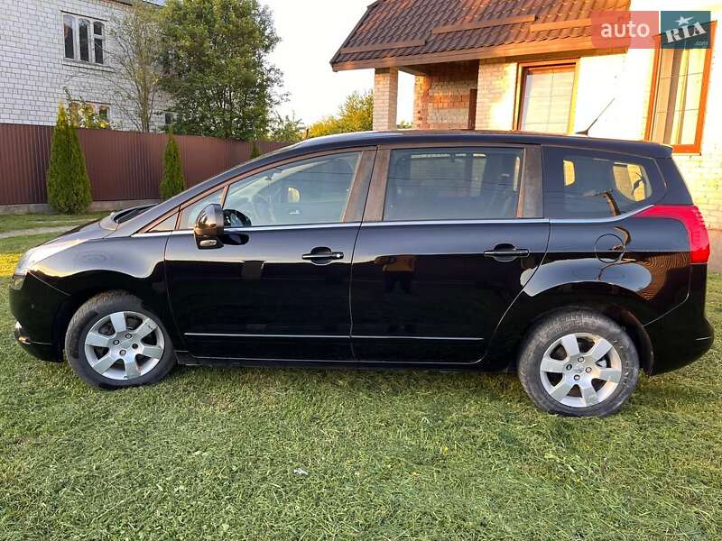 Мікровен Peugeot 5008 2013 в Стрию фото 9 Мікровен Peugeot 5008 2013 в Стрию