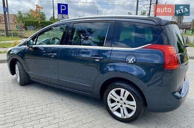 Мікровен Peugeot 5008 2012 в 