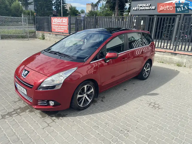Peugeot 5008 2012