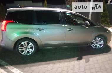 Микровэн Peugeot 5008 2011 в Тернополе