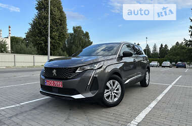 Позашляховик / Кросовер Peugeot 5008 2021 в Луцьку