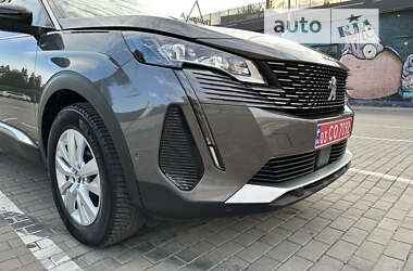 Позашляховик / Кросовер Peugeot 5008 2021 в Луцьку