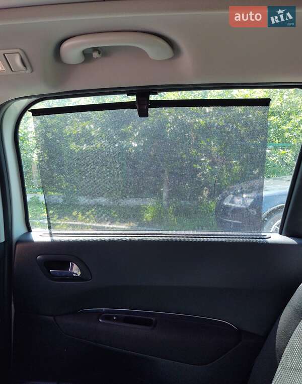 Микровэн Peugeot 5008 2010 в Костополе