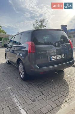 Мікровен Peugeot 5008 2011 в 