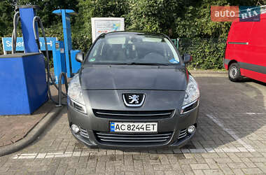 Мікровен Peugeot 5008 2011 в 