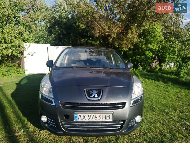 Микровэн Peugeot 5008 2009 в Сумах