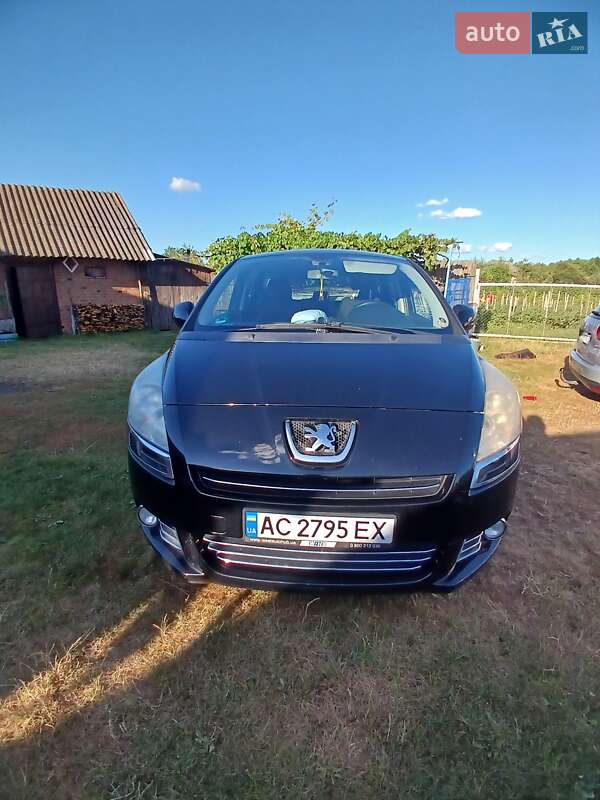 Микровэн Peugeot 5008 2010 в Ратным