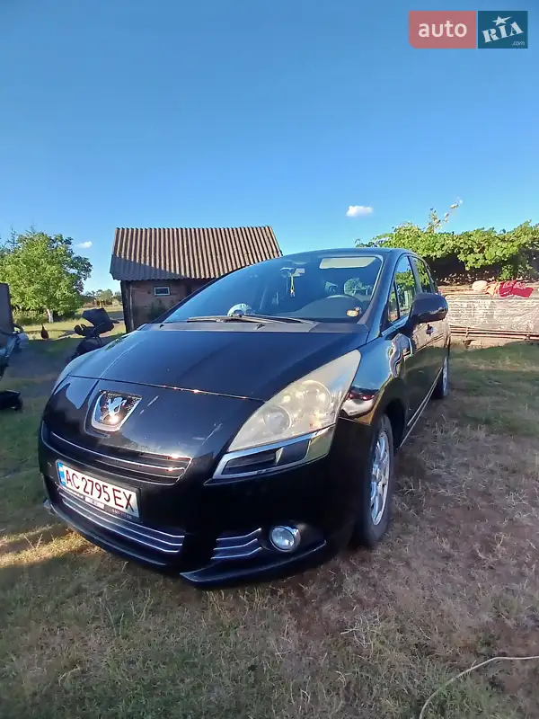 Peugeot 5008