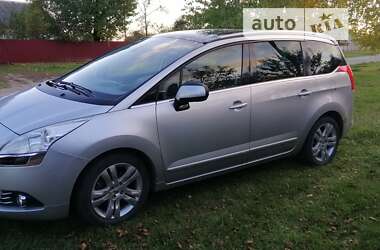 Мікровен Peugeot 5008 2010 в Володимир-Волинському