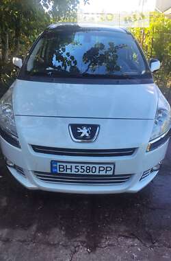 Мікровен Peugeot 5008 2011 в Одесі