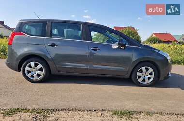 Микровэн Peugeot 5008 2011 в 