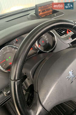 Мікровен Peugeot 5008 2011 в Шепетівці