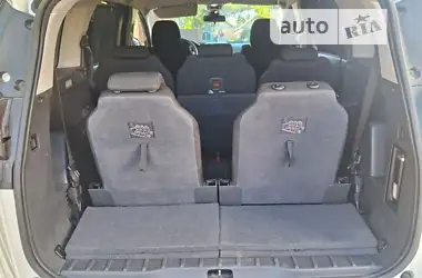 Peugeot 5008 2011