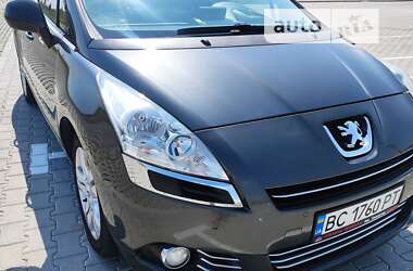 Микровэн Peugeot 5008 2010 в Львове