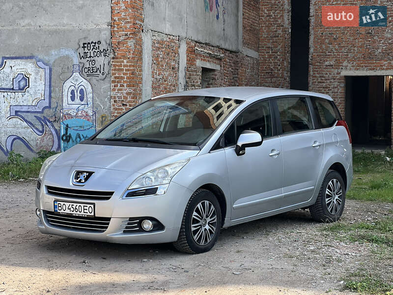 Мікровен Peugeot 5008 2010 в Тернополі