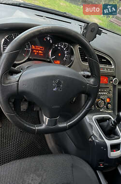 Мікровен Peugeot 5008 2010 в 