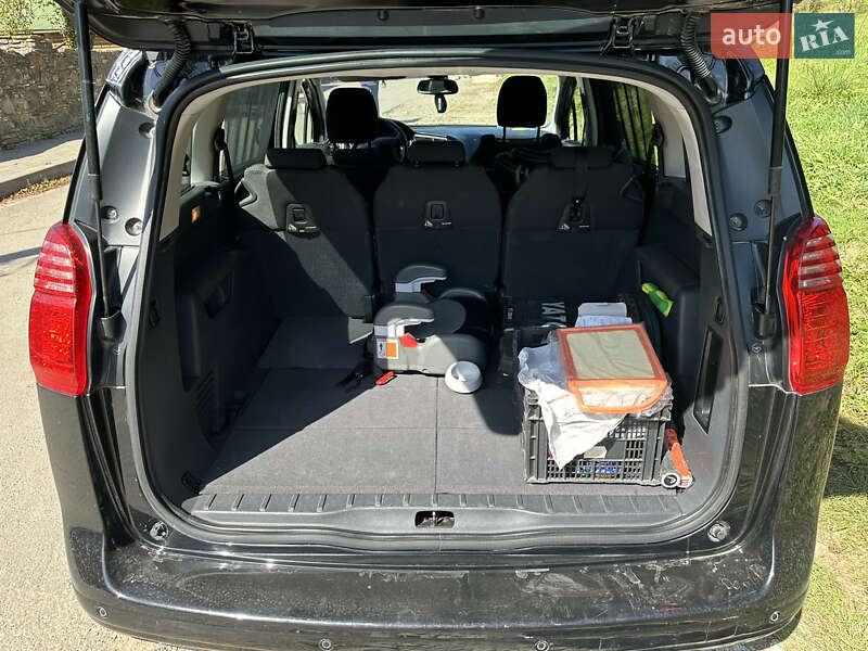 Мікровен Peugeot 5008 2012 в Трускавці