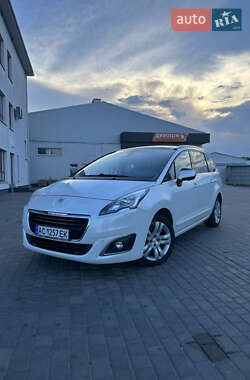 Микровэн Peugeot 5008 2015 в Ковеле