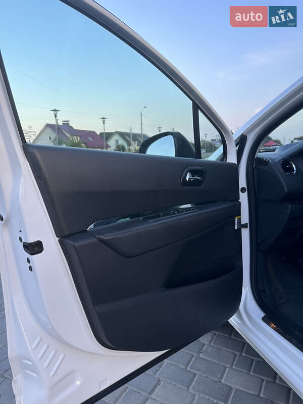 Микровэн Peugeot 5008 2015 в Луцке