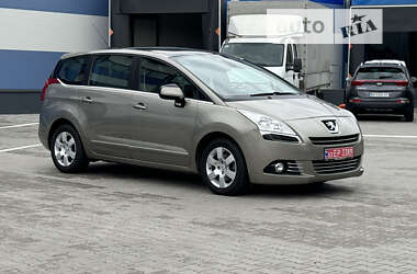 Микровэн Peugeot 5008 2013 в Ровно