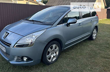 Микровэн Peugeot 5008 2011 в Радехове