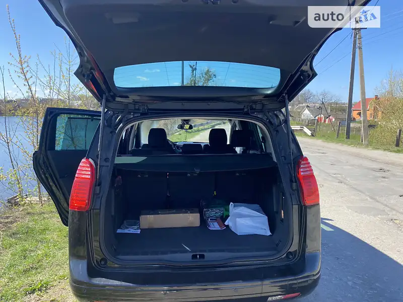 Peugeot 5008 2010