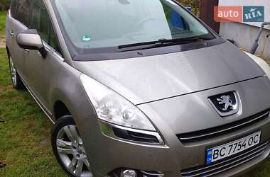 Мінівен Peugeot 5008 2010 в 