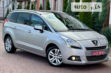 Мікровен Peugeot 5008 2012 в Стрию