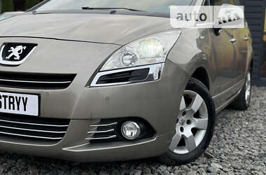 Микровэн Peugeot 5008 2012 в Стрые