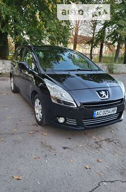 Микровэн Peugeot 5008 2012 в Нововолынске